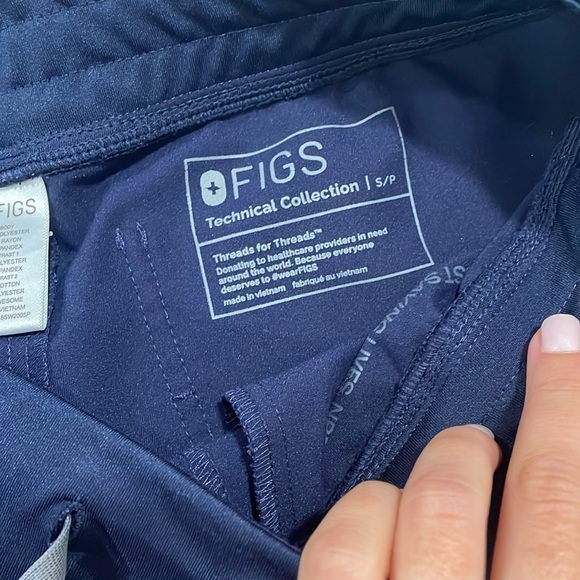 Figs Zamora joggers - Picture 3 of 3